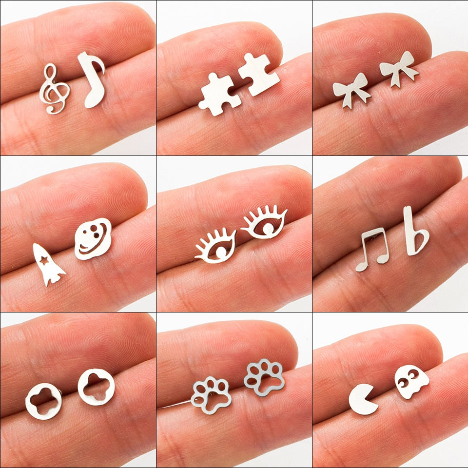 Multiple Golden Stainless Steel Cute Stud Earrings for Women Girls Fashion Minimalist Earrings Carnations Jewlery Gift Wholesale